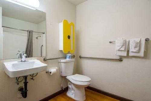 Motel Studio 6 Cypress