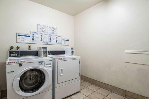 Motel Studio 6 Cypress