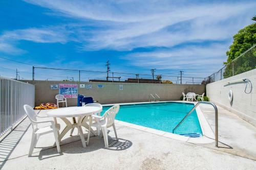 Motel Studio 6 Cypress