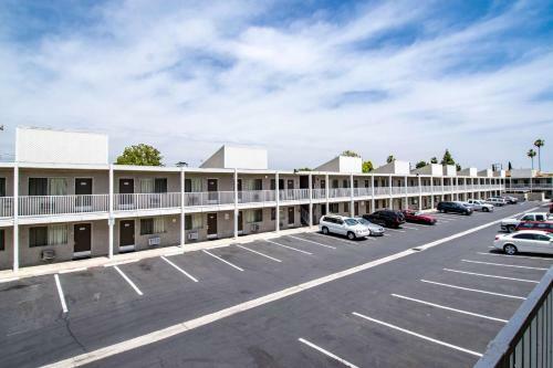 Motel Studio 6 Cypress