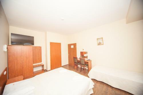 Hotel Ada