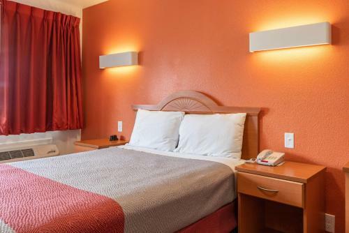 Motel 6 Concord