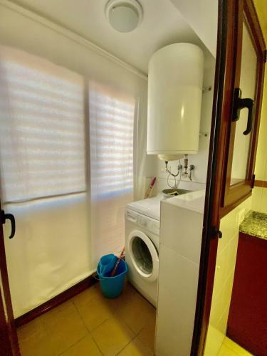 Cer� Amplio Apartamento En El Centro