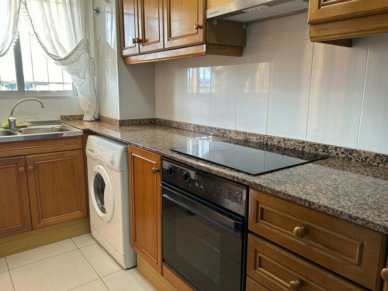 Apartamentos Azahar 3000
