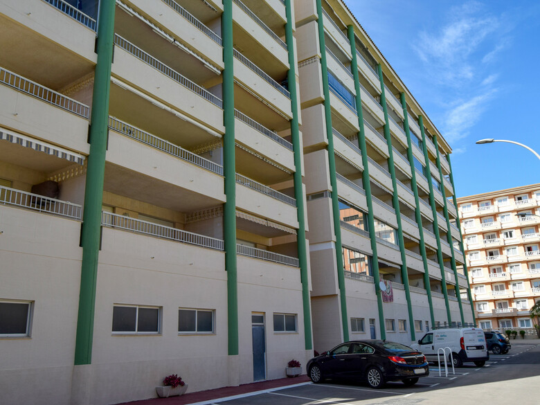 Apartamentos Azahar 3000