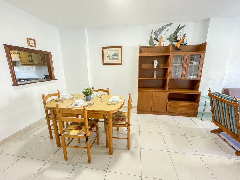 Apartamentos Azahar 3000