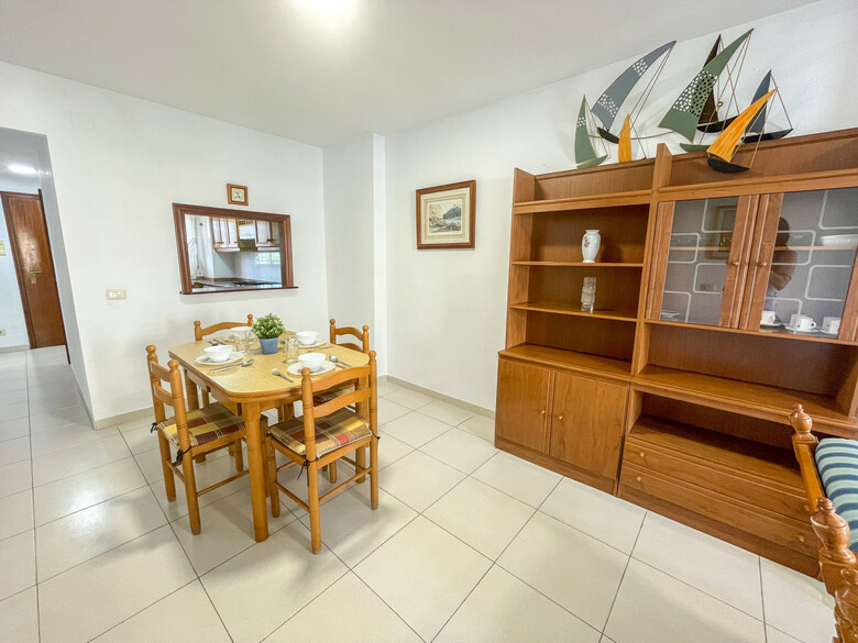 Apartamentos Azahar 3000