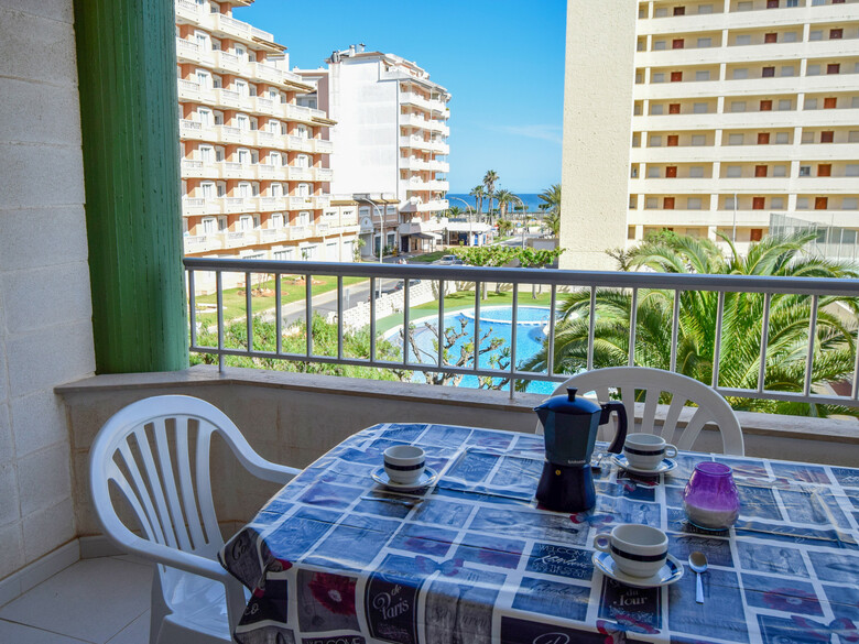 Apartamentos Azahar 3000