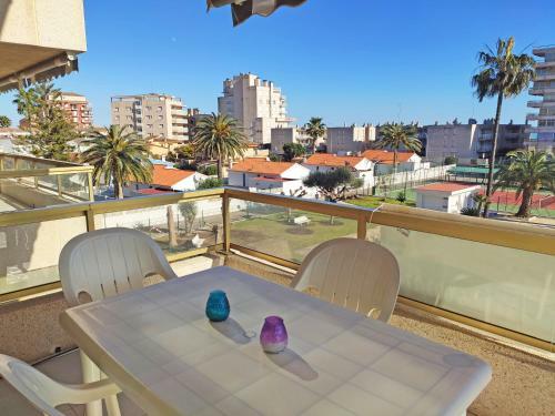 Apartamentos Mediterr�neo 3000