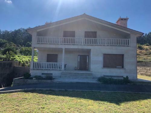 Chalets Tito G�mez Meis