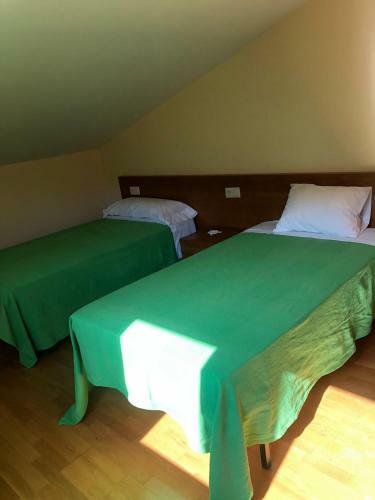 Chalets Tito G�mez Meis