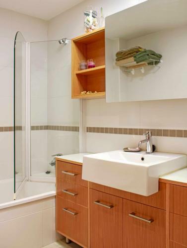 Apartamento Casa La Hiedra D�plex Independiente Jard�n Privado