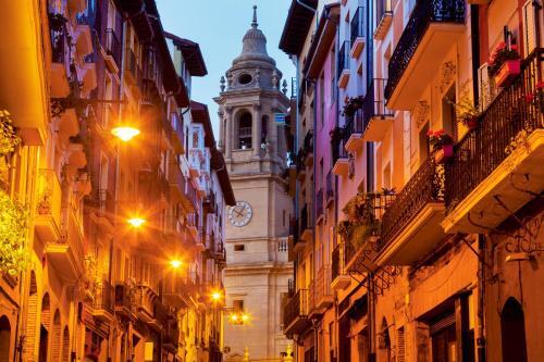 Espacioso Apartamento En El Centro De Pamplona