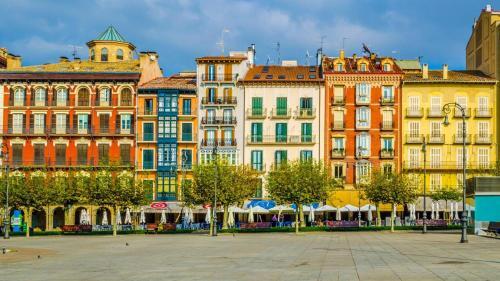 Espacioso Apartamento En El Centro De Pamplona