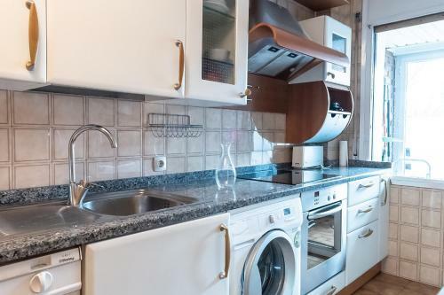 C�modo Y Funcional Apartamento En Iturrama