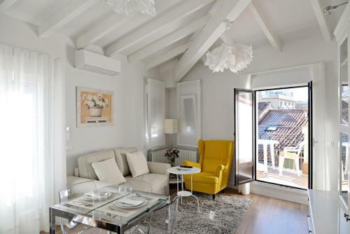 Navarra Chic Apartment & Terrace