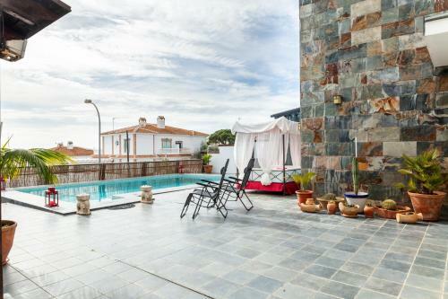 Chalet Con Piscina Privada En Mazag�n