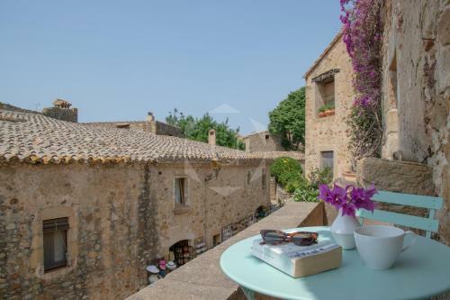 Pals - Maison M�di�vale Tout Confort