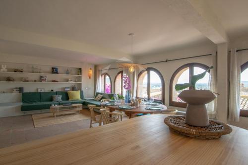 Pals - Maison M�di�vale Tout Confort