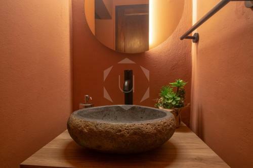 Pals - Maison M�di�vale Tout Confort