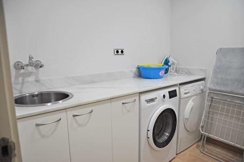 Villa Torrent Costa Brava, Con Piscina Privada!
