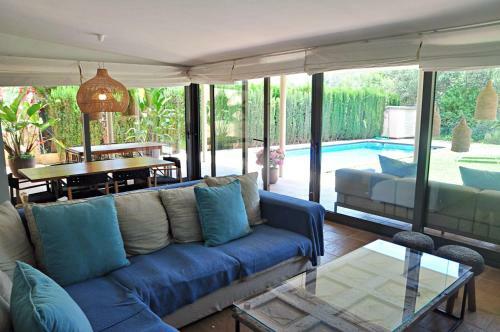 Villa Torrent Costa Brava, Con Piscina Privada!