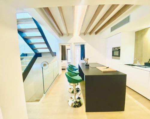 Apartamento Hotel-apartment With Big Terrace