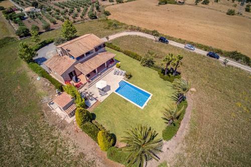 Villa Alexia - Luxury Spacious Villa Sleeping 8