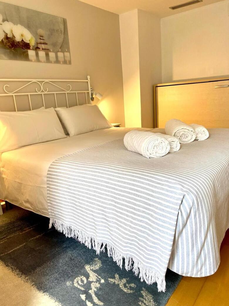 Apartamento C�ntrico Con Parking En Palamos