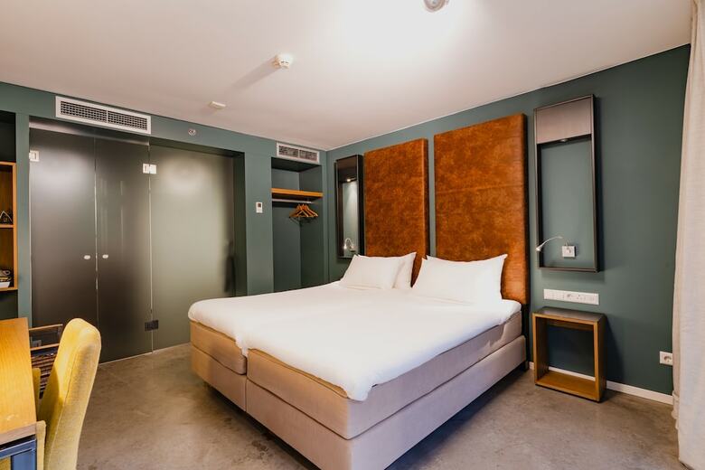 Hotel De Hallen