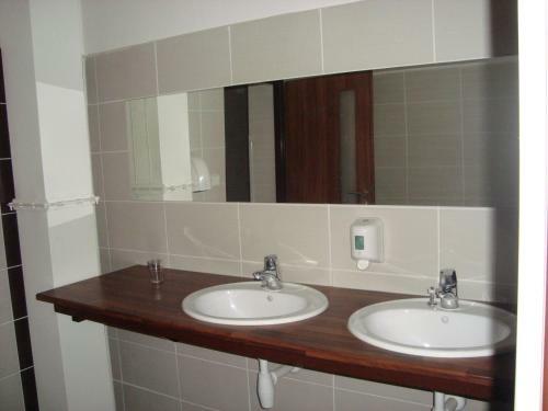 Hostal Ubytovac� Are�l Rouchovany