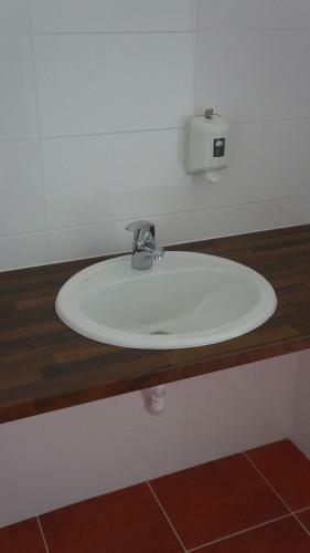 Hostal Ubytovac� Are�l Rouchovany