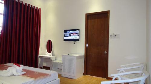 Pho Hoi Hotel