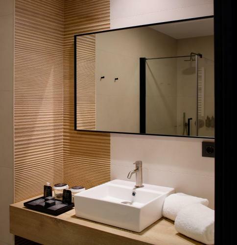 Nuv? Hotel Boutique