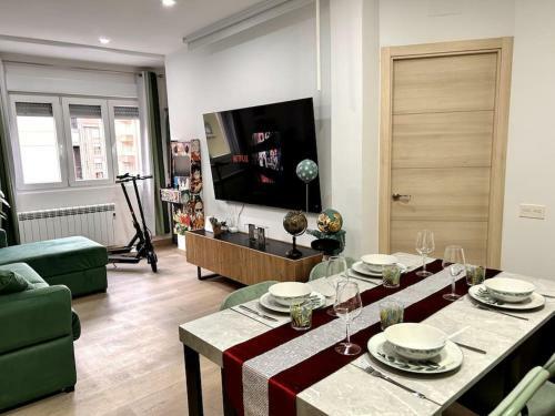 Apartamento Lujo: 10 Pax Proyector, Maquina Arcade Y Patinetes