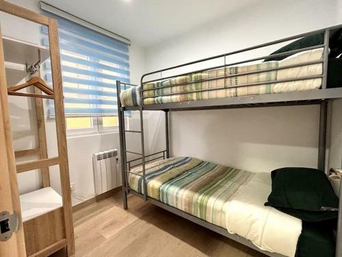 Apartamento Lujo: 10 Pax Proyector, Maquina Arcade Y Patinetes