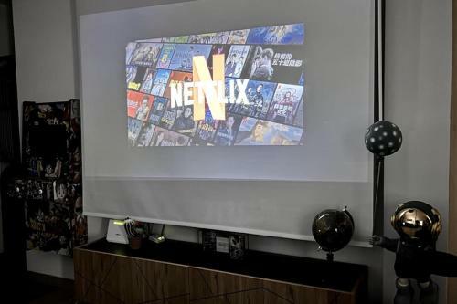 Apartamento Lujo: 10 Pax Proyector, Maquina Arcade Y Patinetes