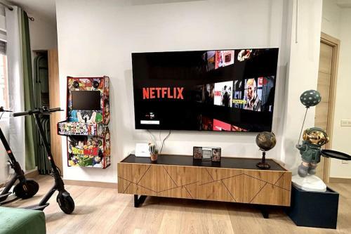 Apartamento Lujo: 10 Pax Proyector, Maquina Arcade Y Patinetes
