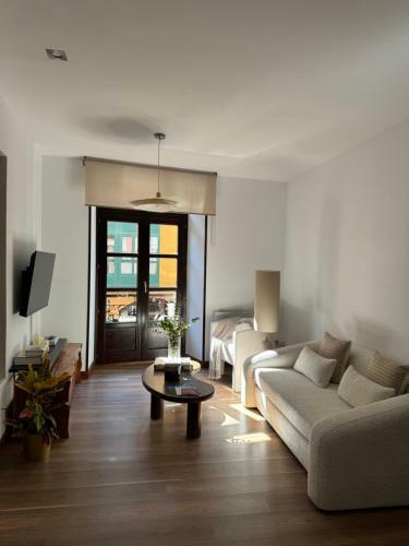 Apartamento D�plex Casco Hist�rico-catedral Parking Incluido