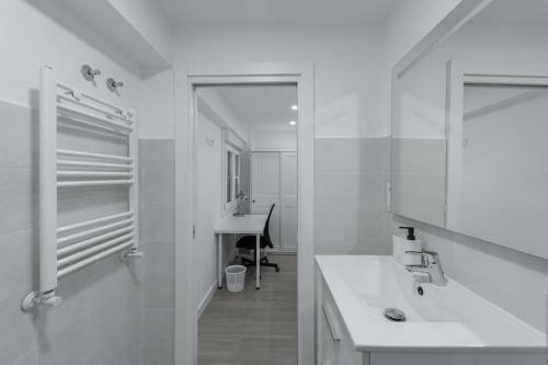 Apartamento Reformado, C�ntrico, Wifi G