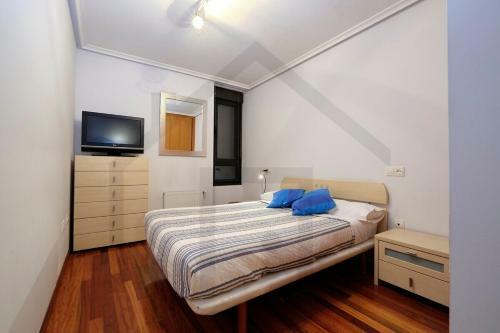 Apartamento Piso Completo Con Plaza De Garaje
