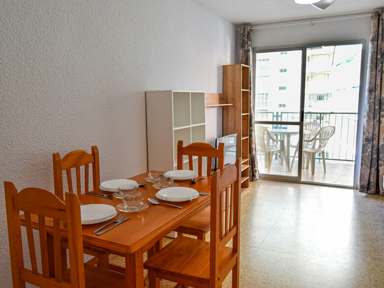 Apartamentos Oromar 3000