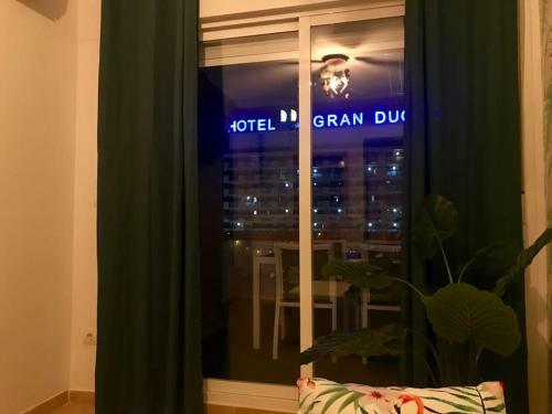Apartamento Marina D?or- 2 Piscinas-wifi-200mt De La Playa