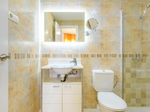 Apartment Cala Blanca II - 1� Linea Frontal-5 By Interhome