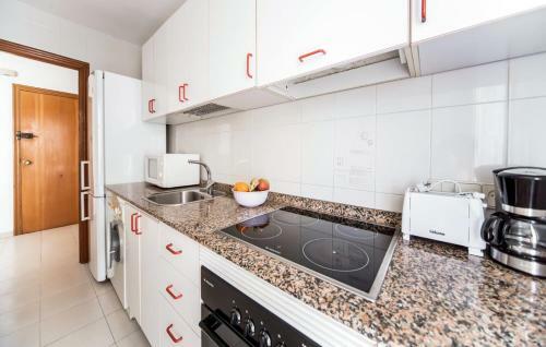Stunning Apartment In Oropesa Del Mar