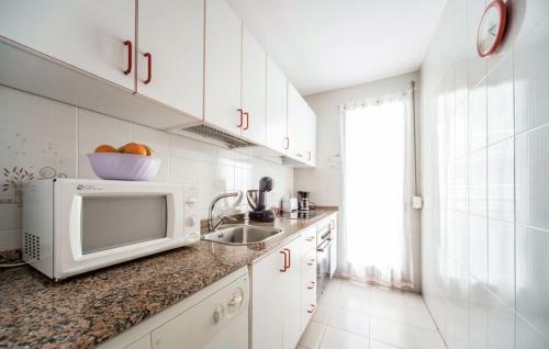 Stunning Apartment In Oropesa Del Mar
