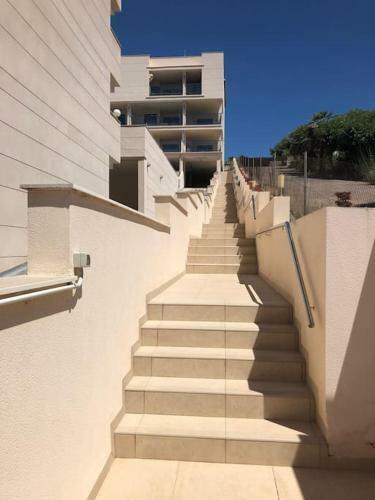 Big Terrace In Modern Apartment Close To The Beach