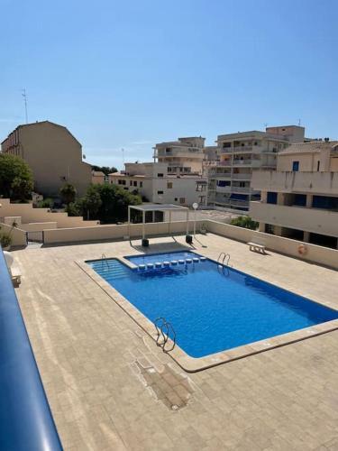 Big Terrace In Modern Apartment Close To The Beach