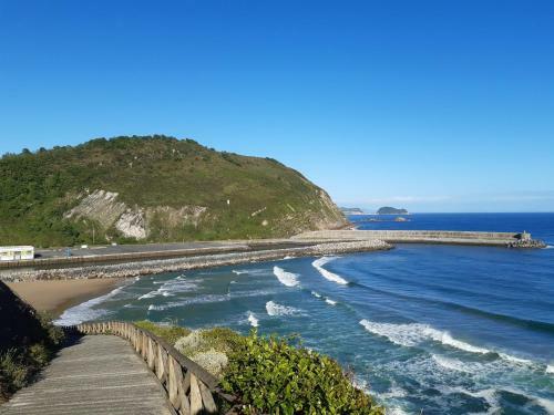 San Sebastian Orio Apartment On The Beach Garage