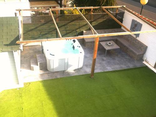 Fabulous Private Villa With Jacuzzi & Large Garden